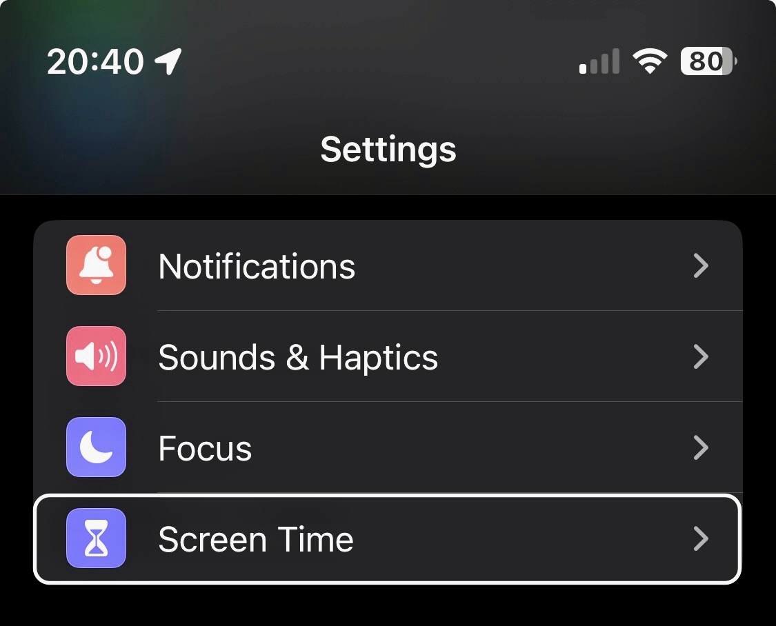 Screenshot of iPhone settings menu.